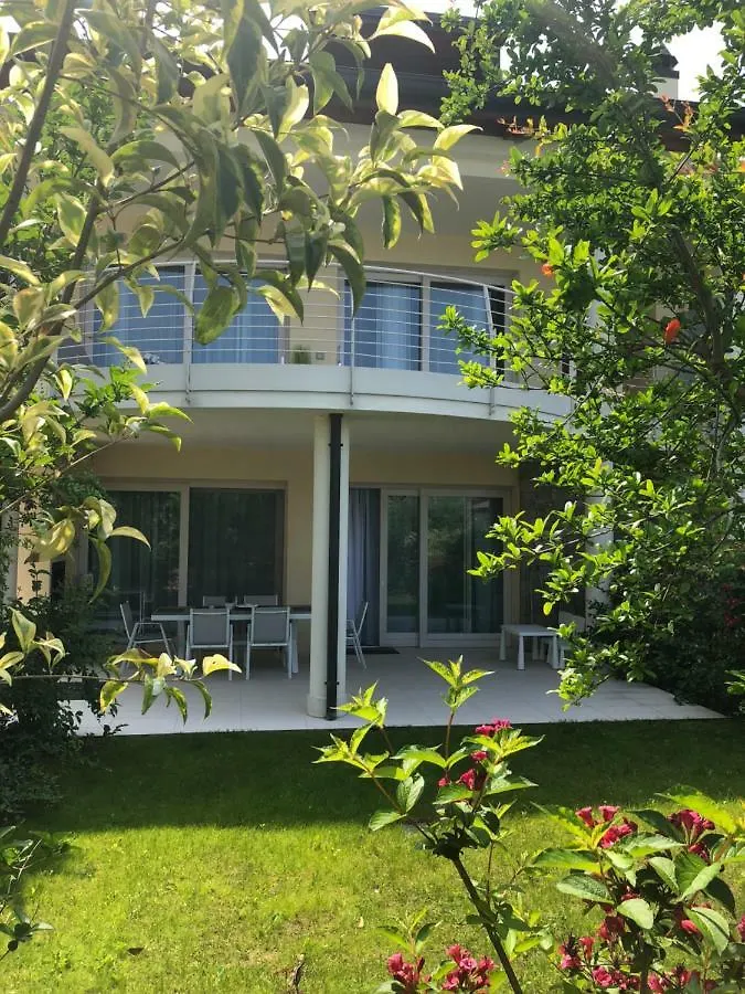 Paradise Luxury Apartments Sirmione