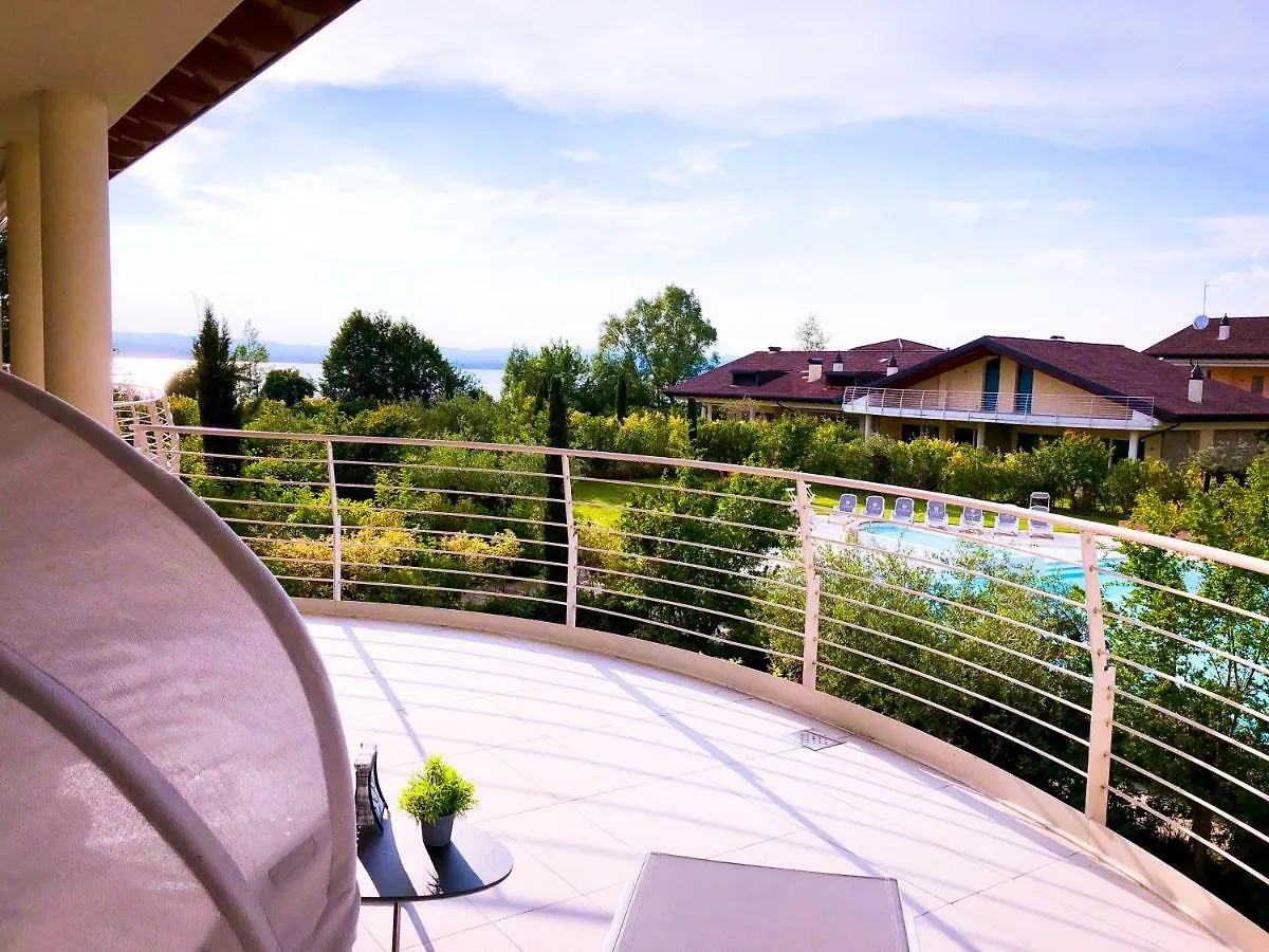 Paradise Luxury Apartments Sirmione