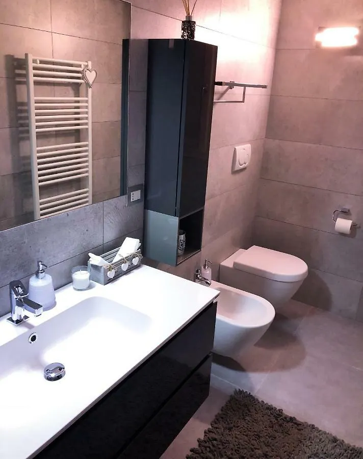 Paradise Luxury Apartments Sirmione Italy